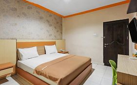 Collection O 93163 Hotel Grand Kartika