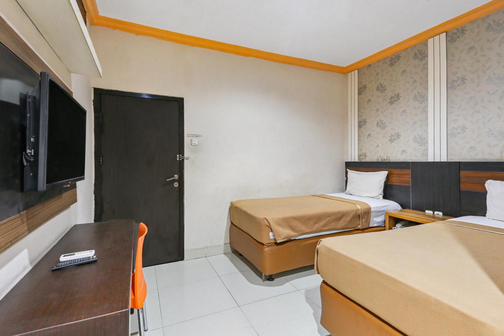 Collection O 93163 Hotel Grand Kartika Pare-Pare Bagian luar foto